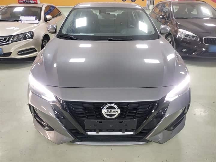 Фото 3 - Nissan Sylphy