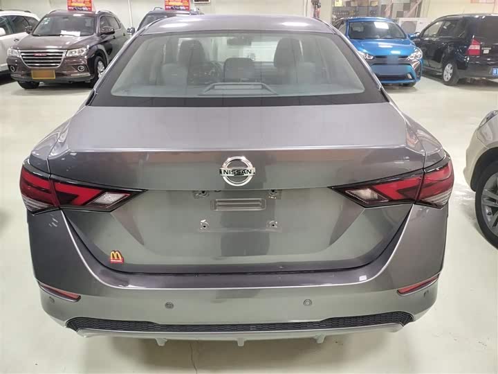 Фото 6 - Nissan Sylphy