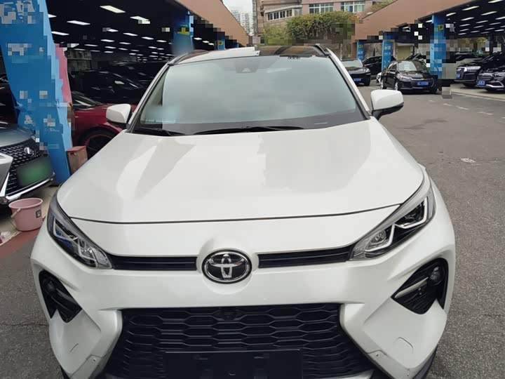 Фото 3 - Toyota Wildlander