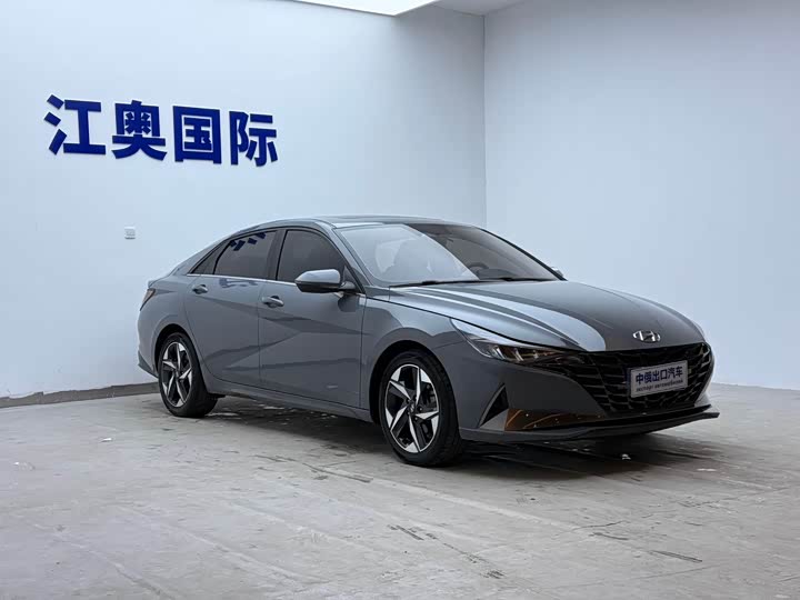 Фото 3 - Hyundai Elantra N line