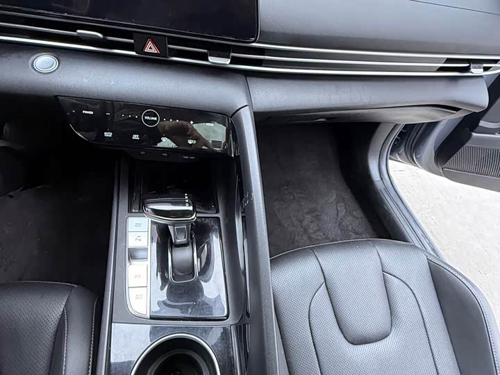 Фото 8 - Hyundai Elantra N line