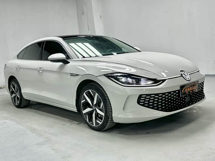 Фото 1 - Volkswagen Lamando L