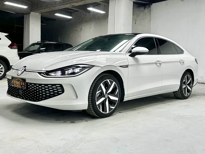 Фото 3 - Volkswagen Lamando L