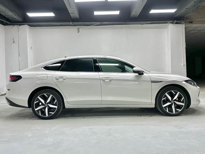 Фото 5 - Volkswagen Lamando L