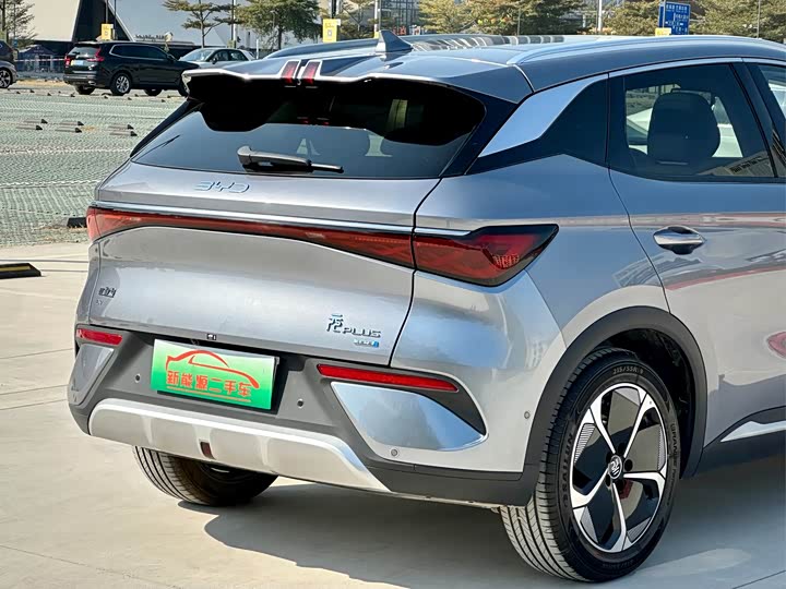 Фото 9 - BYD Yuan Plus