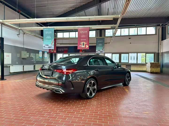 Фото 3 - Mercedes-Benz C-Class