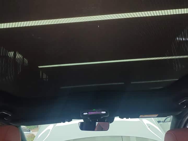 Фото 8 - Nio EC6