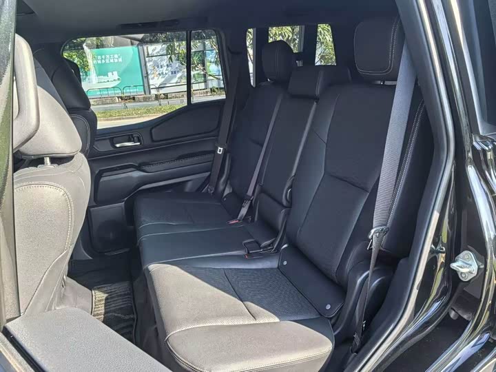 Фото 5 - Toyota Prado