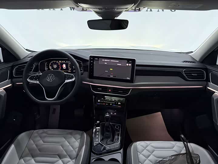 Фото 8 - Volkswagen Tayron