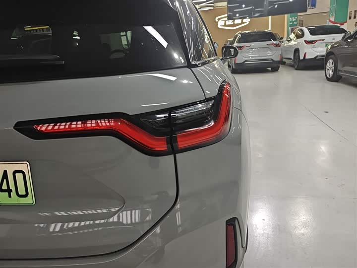 Фото 8 - Nio ES6