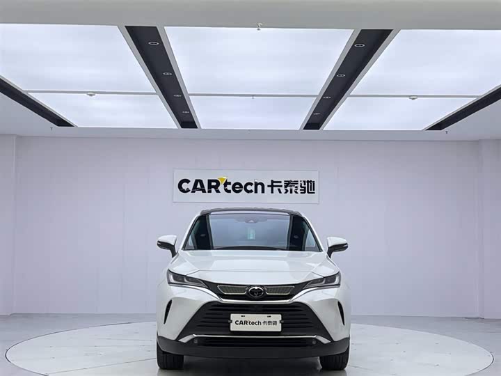 Фото 8 - Toyota Harrier