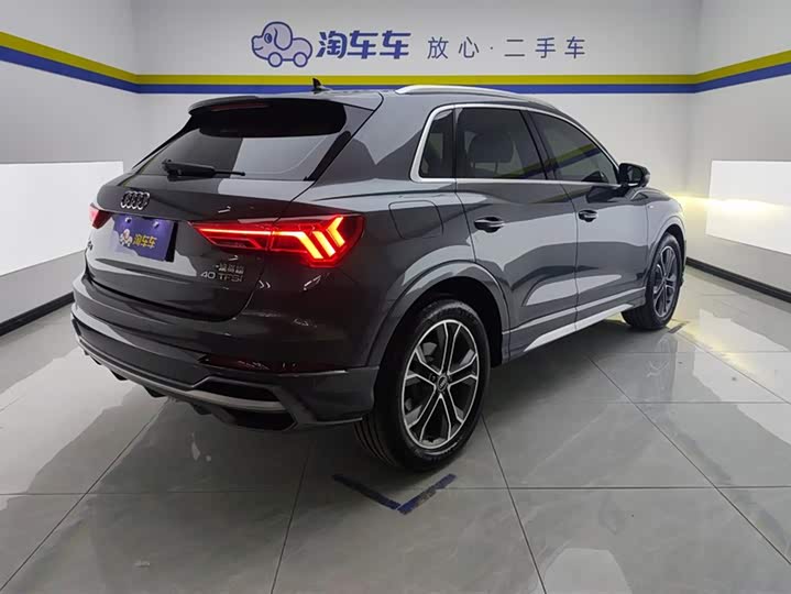 Фото 3 - Audi Q3