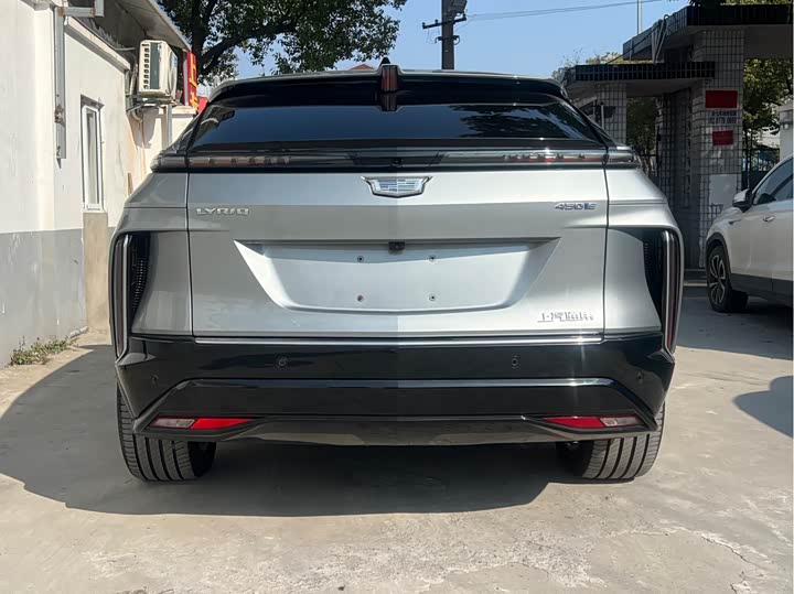 Фото 8 - Cadillac Lyriq