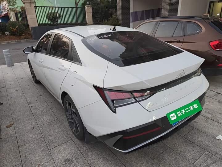 Фото 5 - Hyundai Elantra N line