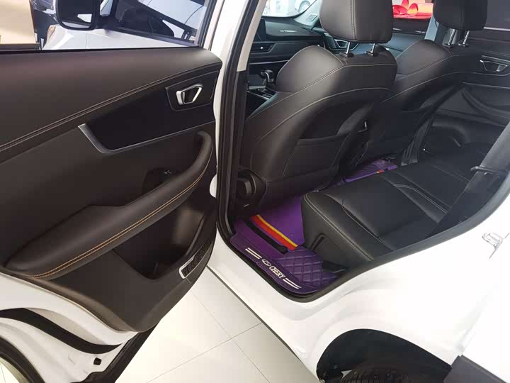 Фото 7 - Chery Tiggo 8