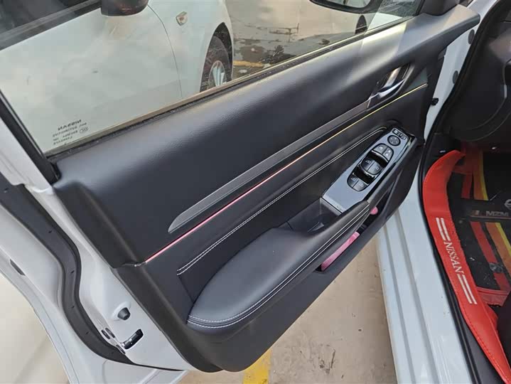 Фото 7 - Nissan Teana