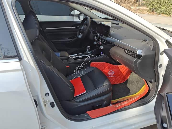 Фото 8 - Nissan Teana