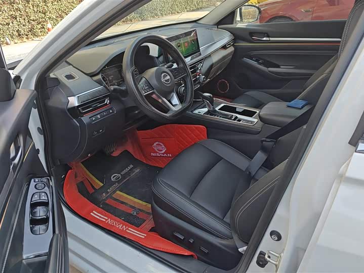 Фото 9 - Nissan Teana