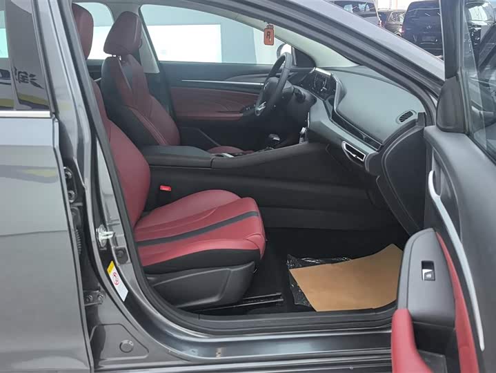 Фото 8 - Changan Eado Plus