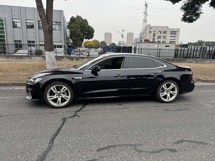 Фото 5 - Audi A7L