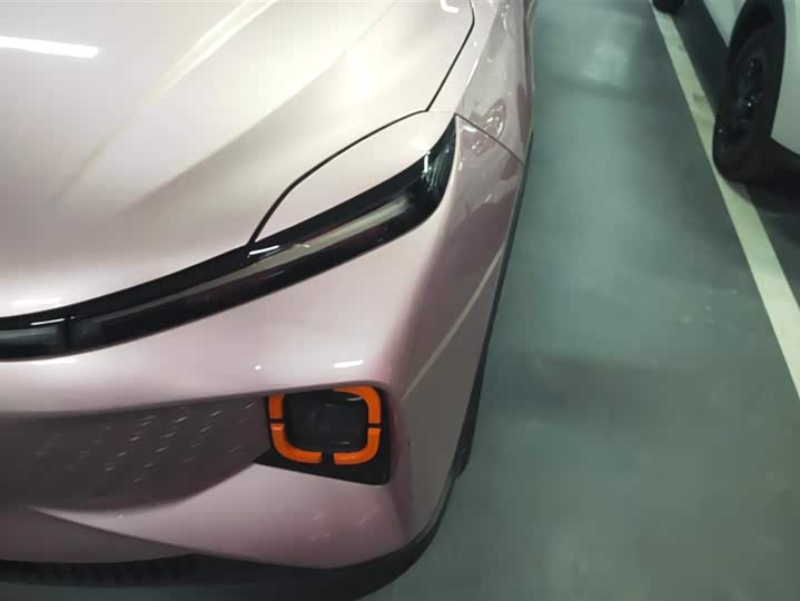 Фото 5 - Geely Geometry E Firefly