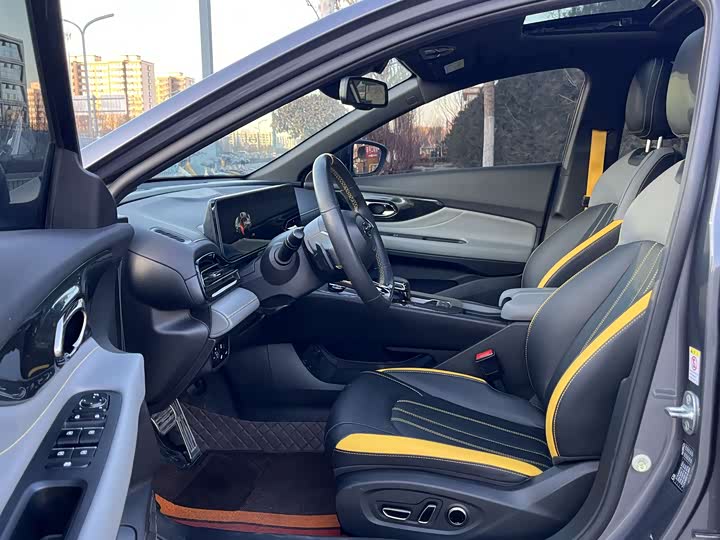 Фото 4 - GAC Trumpchi Empow R