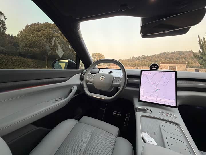 Фото 7 - Nio ES8