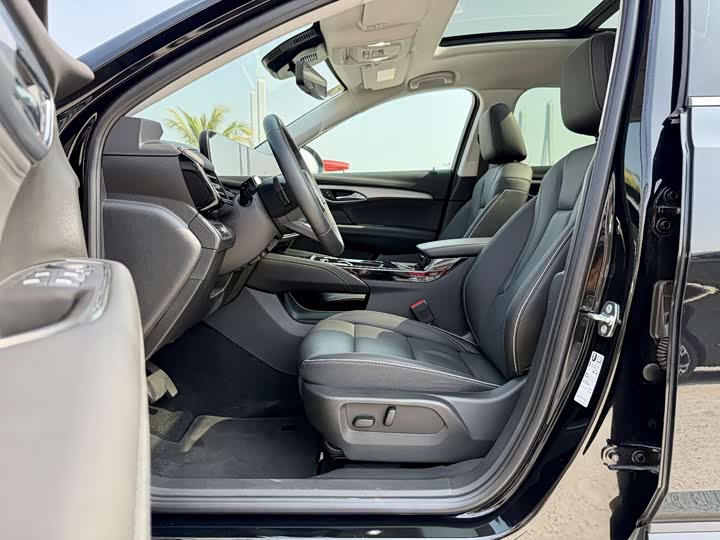 Фото 9 - Buick Envision Plus
