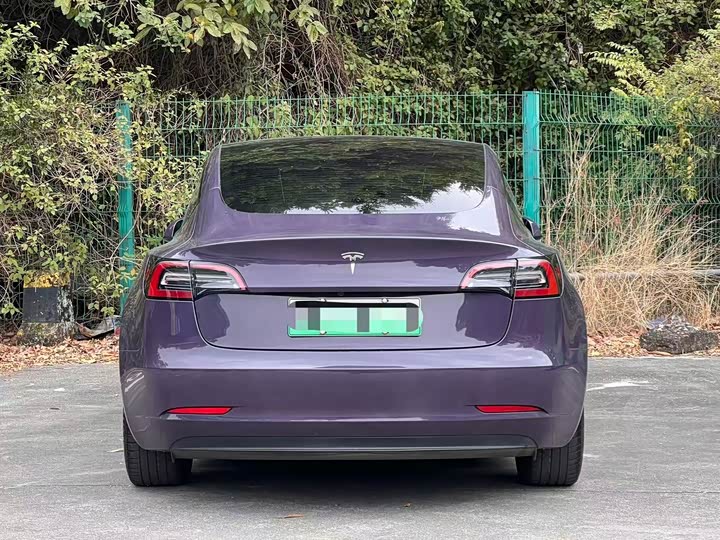 Фото 5 - Tesla Model 3