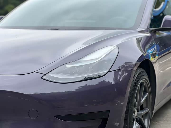Фото 9 - Tesla Model 3
