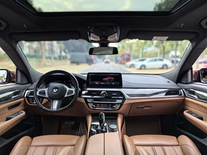 Фото 9 - BMW 6 Series GT