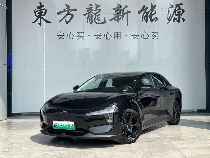 Фото 1 - XPeng Mona M03