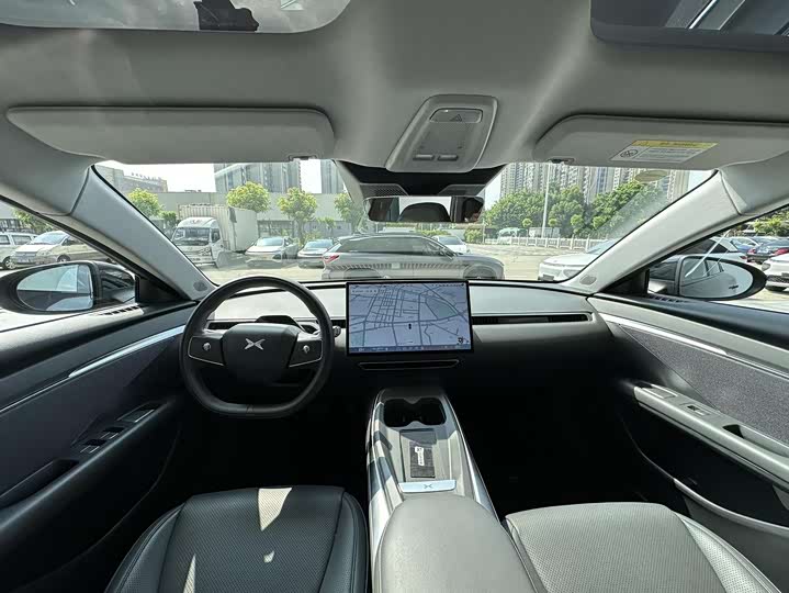 Фото 5 - XPeng Mona M03