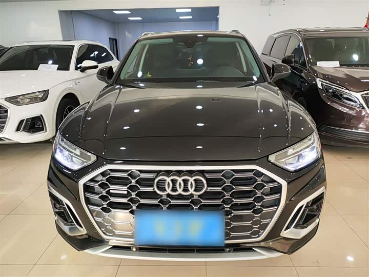 Фото 3 - Audi Q5L