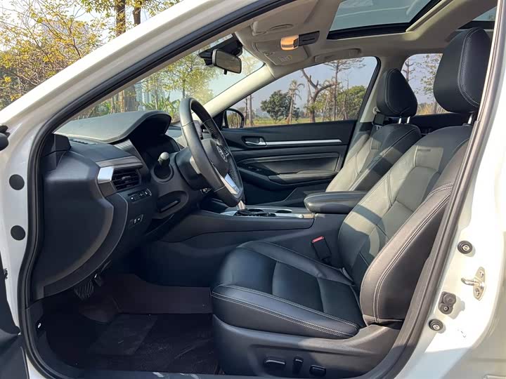 Фото 6 - Nissan Teana