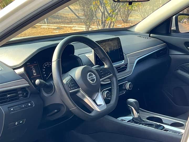 Фото 9 - Nissan Teana