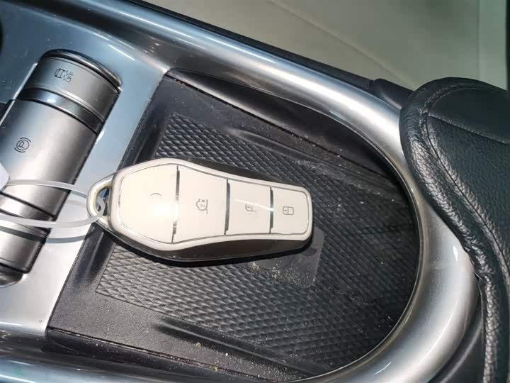 Фото 9 - BYD Dolphin