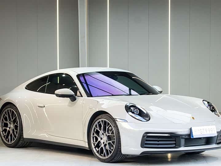 Фото 1 - Porsche 911