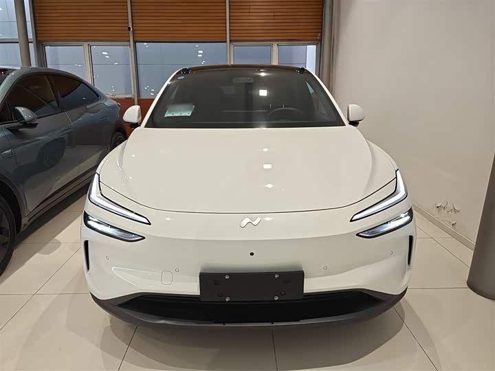 Фото 3 - Nio Onvo L60