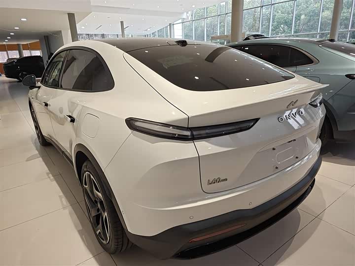 Фото 5 - Nio Onvo L60