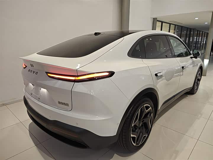 Фото 7 - Nio Onvo L60