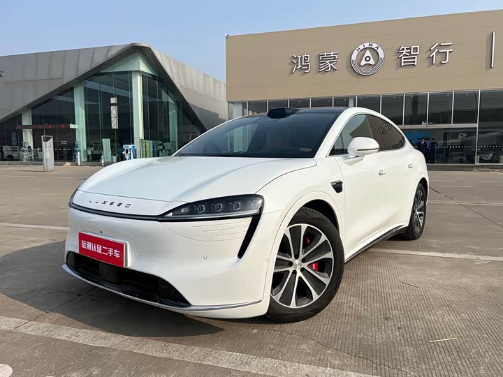 Фото 1 - Luxeed R7