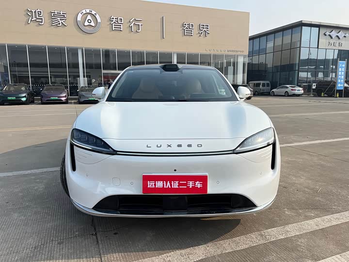 Фото 2 - Luxeed R7