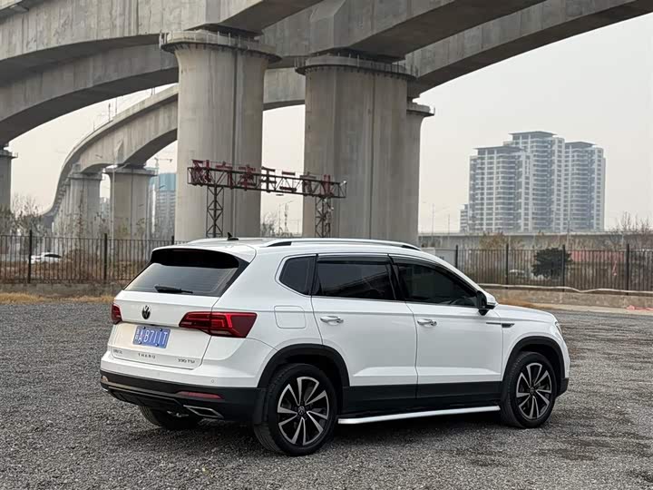 Фото 4 - Volkswagen Tharu