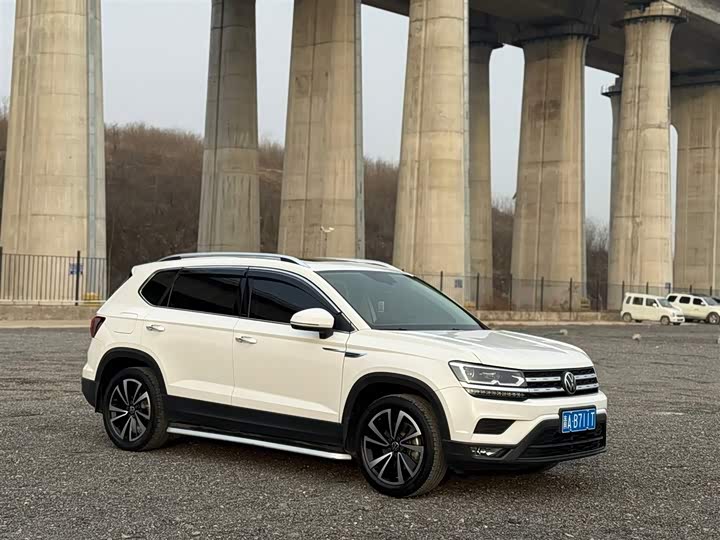 Фото 6 - Volkswagen Tharu