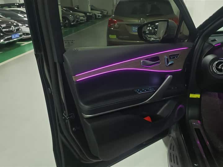 Фото 7 - Denza X