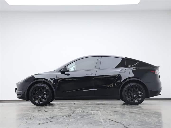Фото 5 - Tesla Model Y