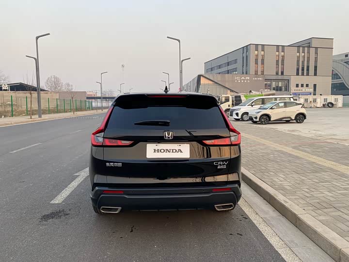 Фото 5 - Honda CR-V