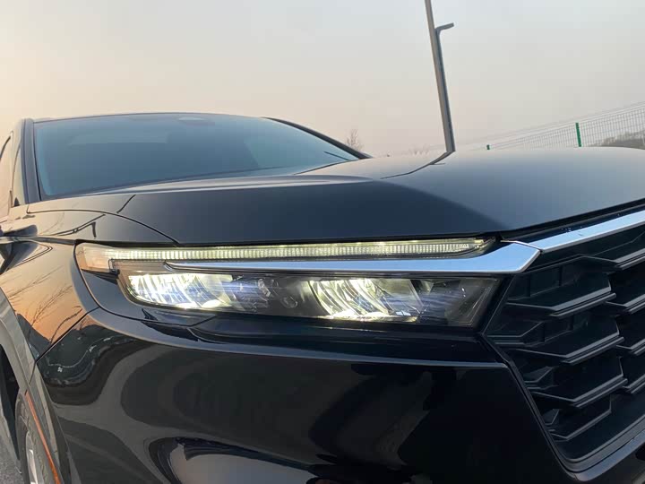 Фото 8 - Honda CR-V