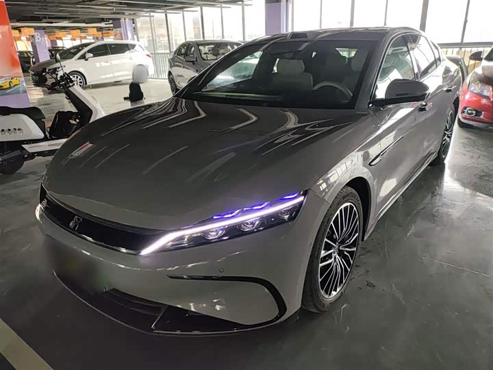 Фото 2 - BYD Han